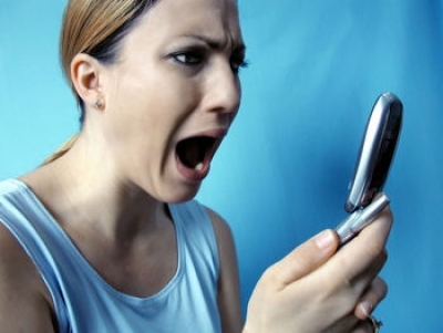 Потребители подават годишно по около 10 хиляди жалби срещу мобилните оператори