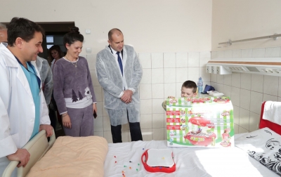 Румен Радев даде началото на "Българската Коледа"