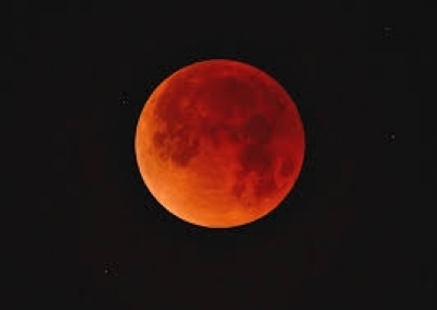 Ужасен петък – пълно затъмнение, кървава Луна, ретроградни Марс и Меркурий