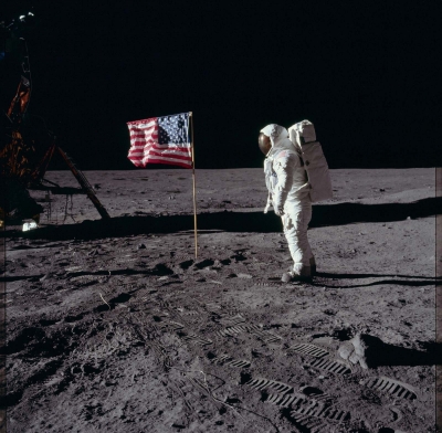 Американците се връщат на Луната до 5 години