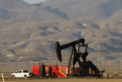 Цената на нефта падна до 50 долара за барел