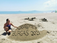 Как да ваете фигури от пясък, може да научите в Бургас