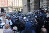 Протести и напрежение пред парламента