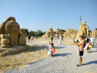 И днес фестивалът на пясъчните скулптури ви очаква с вход свободен