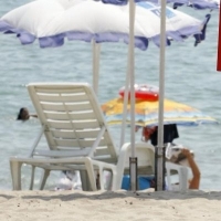Стъклени павилиони за плажуващите в Италия?