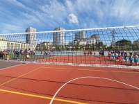 В ОУ „Антон Страшимиров“ откриха нови спортни площадки по баскетбол, волейбол и футбол 