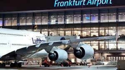  Близо 40 българи са блокирани на летището във Франкфурт 