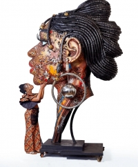  Зашеметяваща метална скулптура показва „красотата на чернокожите жени по целия свят“