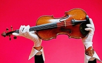 Учени развенчаха мита на цигулките Страдивариус