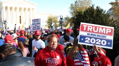 Арести след сблъсъци между поддръжници и противници на Тръмп във Вашингтон