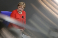 Меркел: Съдбата на Европа е заложена на карта
