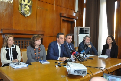 Димитър Николов: Бюджет 2019 е стабилен, без увеличаване на местните данъци