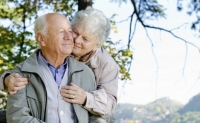 Увеличават социалната пенсия за старост с 5.7% от 1 юли
