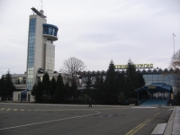 Мащабни инфраструктурни проекти започват на летище Бургас