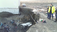 Издирването на изчезналата жена след потопа в Бургаско продължава