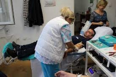 УМБАЛ Бургас продължава набирането на кръв от преболедували КОВИД-19 за производство на лечебна плазма  