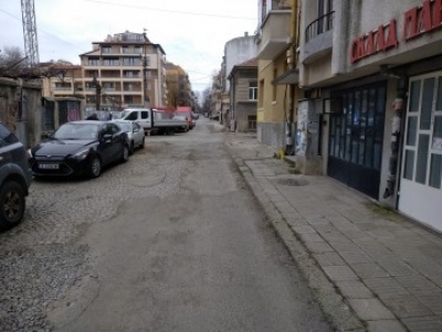 ВиК започва подмяна на водопроводи по улица „Средна гора“