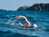 Запиши се за плувния маратон от острова до Моста 