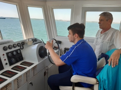 Възпитаници на Морското училище започнаха практика на кораб „Св. Анастасия“