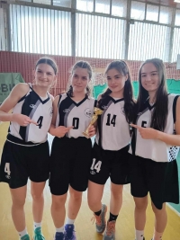 Проведе се общинското ученическо първенство по баскетбол за юноши и девойки 
