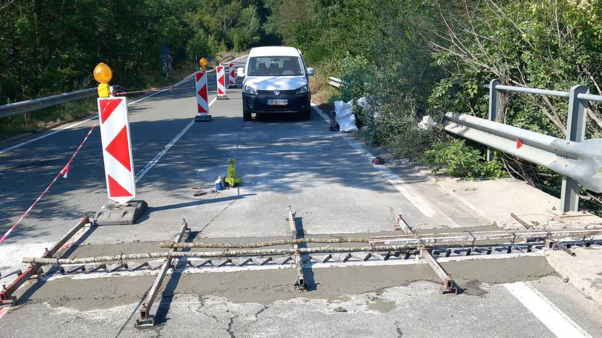 Ремонтирани са фугите на моста над р. Велека на път I-9 Бургас - Малко Търново при с. Звездец