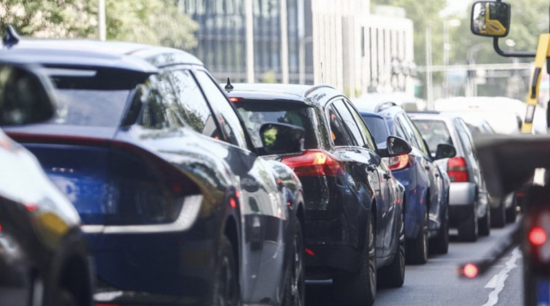 Китай 2040: Планът е за 85% пазарен дял на електрифицираните автомобили