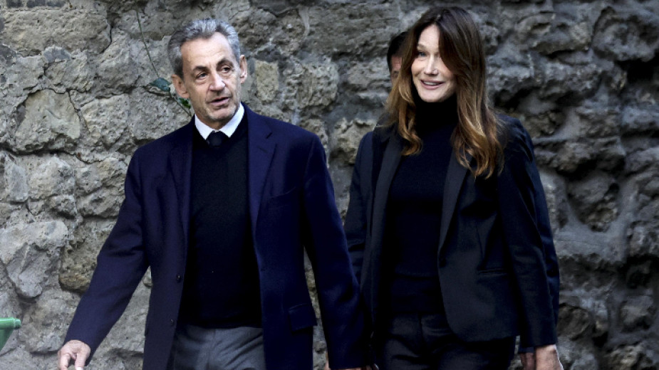 Бившият френски президент Никола Саркози излиза от затвора