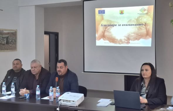 Областният управител Владимир Крумов и кметът на община Средец Иван Кочев дадоха старт на мащабен проект, насочен към възрастните хора и хората с увреждания