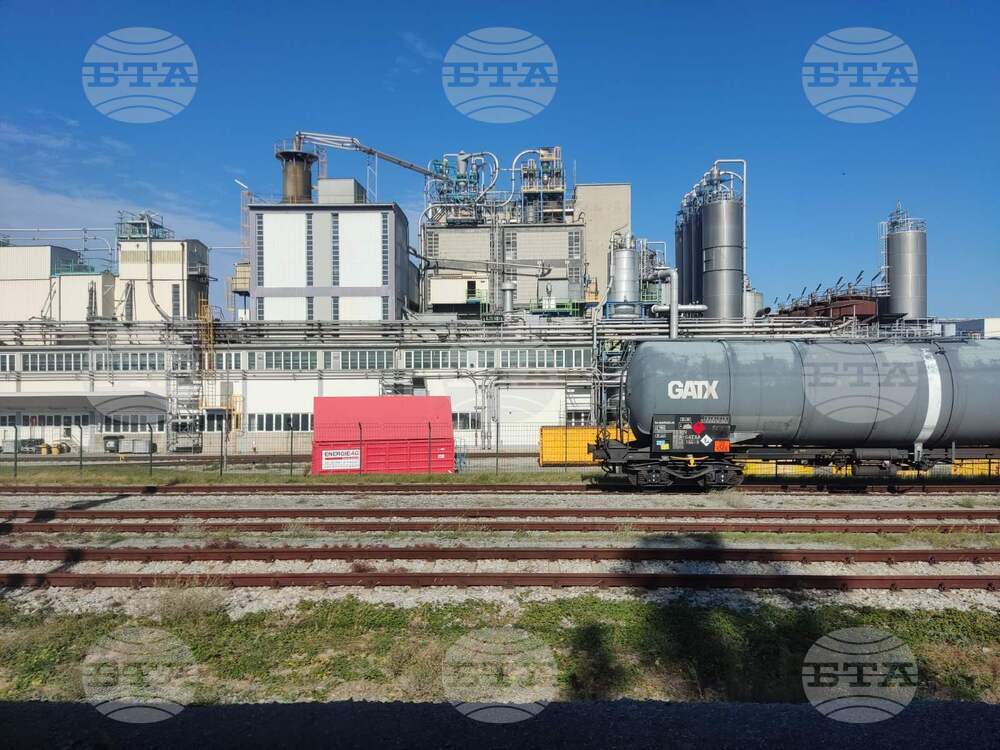 Около 1000 служители на "ОЕмВи Петром" (OMV Petrom) в Румъния ще бъдат съкратени с цел икономии