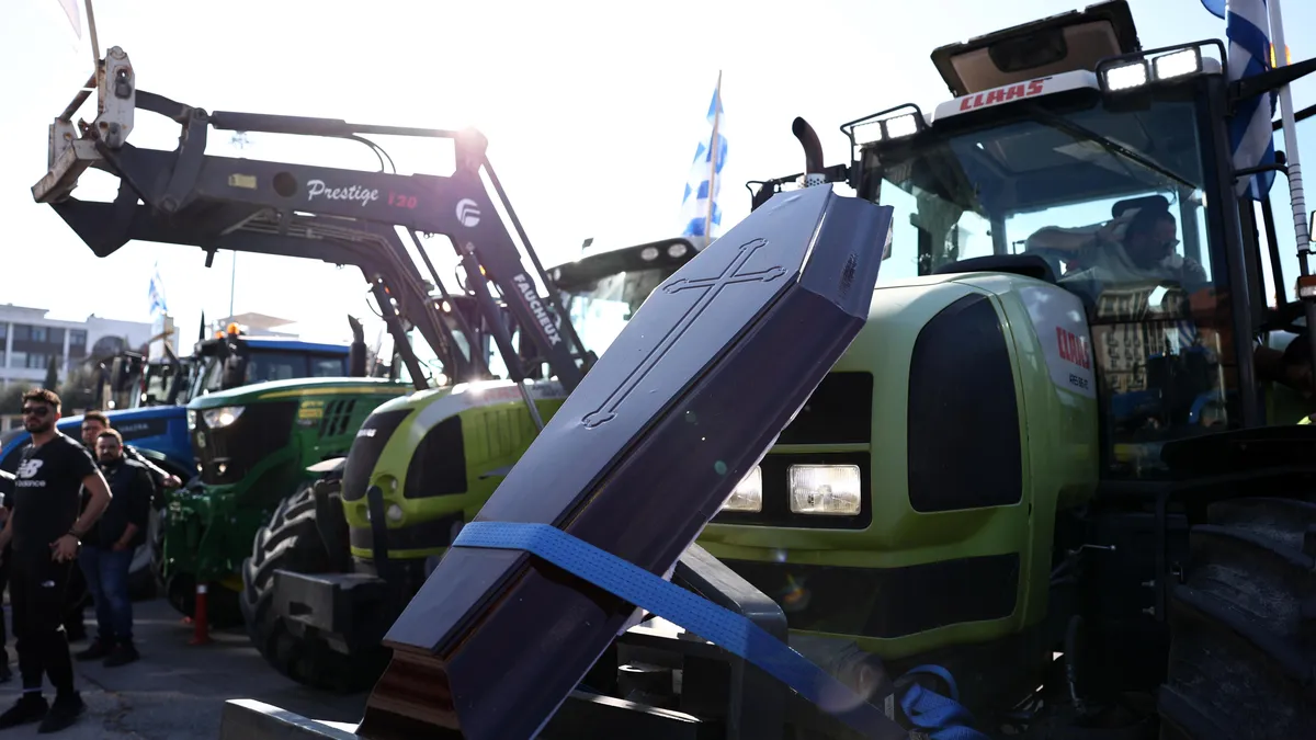 Протестиращите фермери в Гърция представиха исканията си към правителството