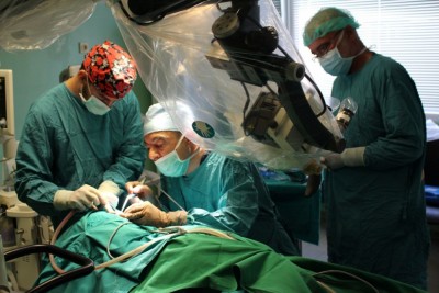 Пет месеца без точна диагноза: УНГ лекари от УМБАЛ Бургас разпознаха рядка инфекция, имитираща тумор